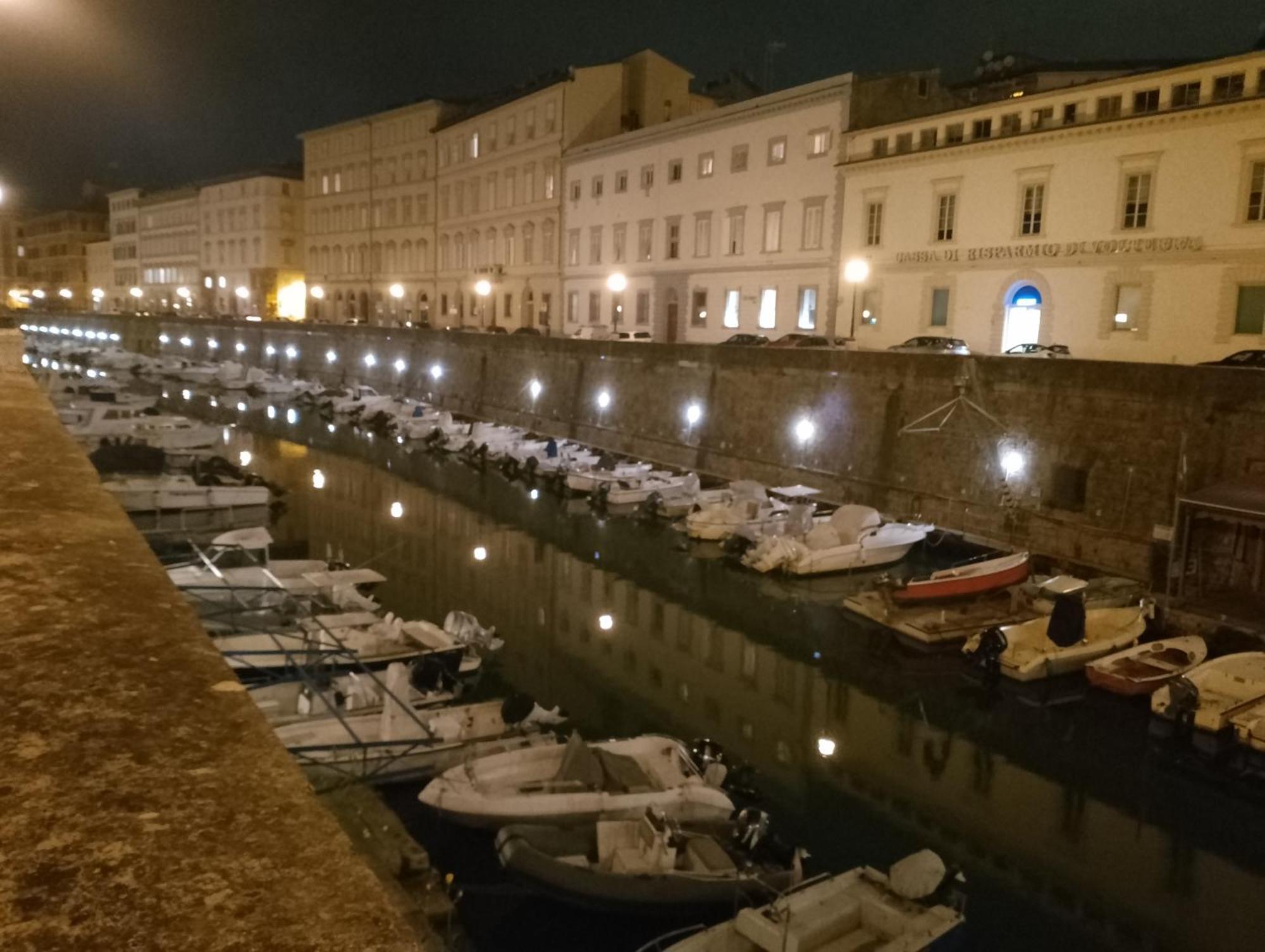 Apartamento Casa Cavour Livorno Exterior foto